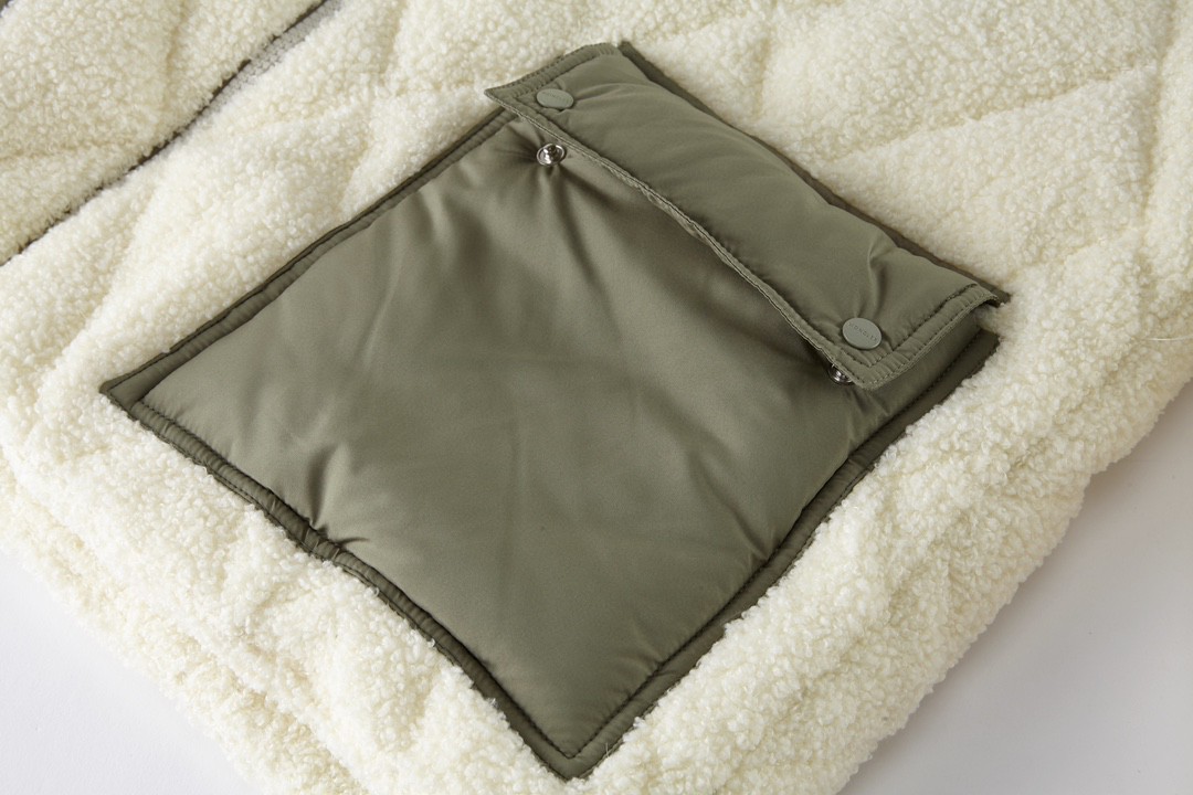 Moncler 蒙口 拼接羊羔毛立领拉链羽绒服 保暖 外套 白绿色