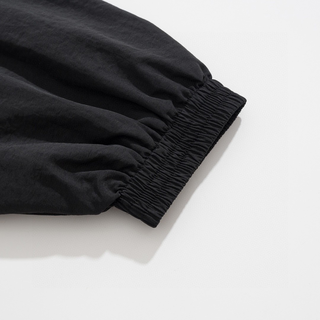 Balenciaga 巴黎世家 Minimal Tracksuit 纯色高立领垫肩夹克 棒球服 长袖 外套 秋冬 黑色 746473TMO171000