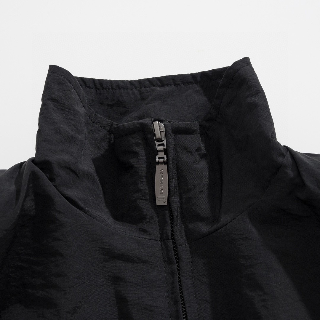 Balenciaga 巴黎世家 Minimal Tracksuit 纯色高立领垫肩夹克 棒球服 长袖 外套 秋冬 黑色 746473TMO171000