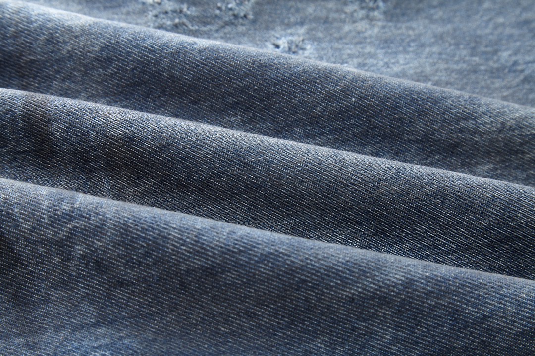 Balenciaga 巴黎世家 水洗破洞牛仔裤 长裤 男款 蓝色