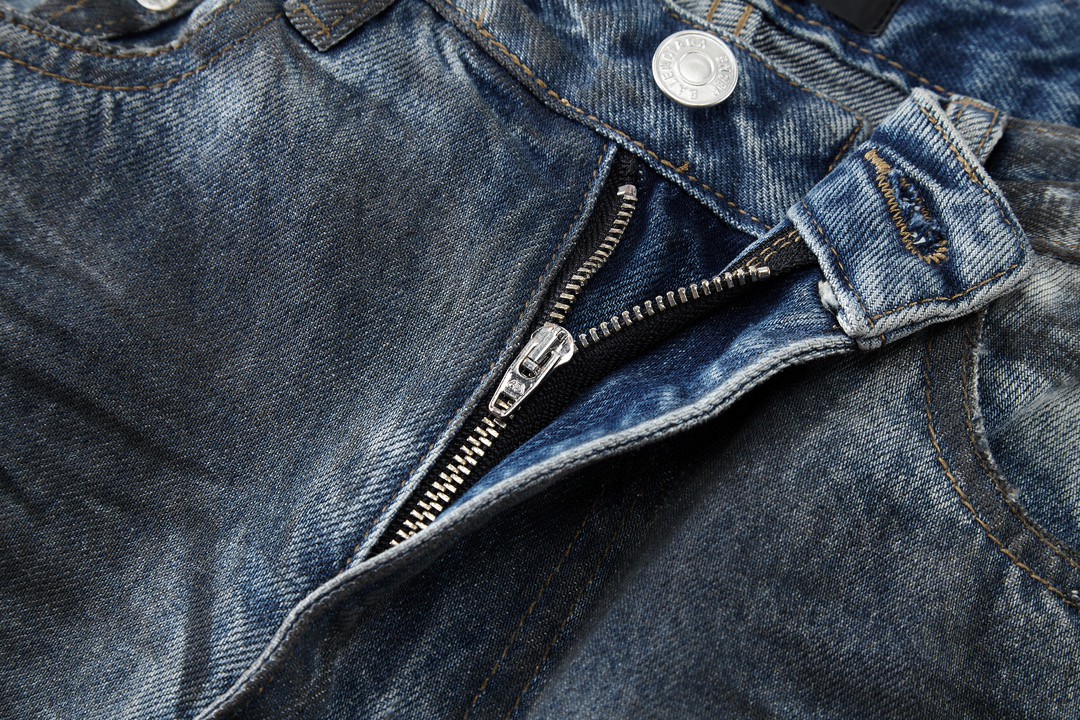 Balenciaga 巴黎世家 水洗破洞牛仔裤 长裤 男款 蓝色