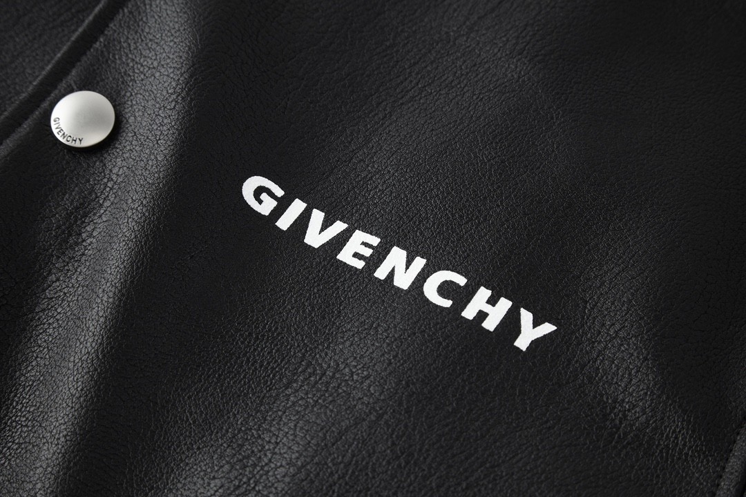 Givenchy 纪梵希 Disney 101斑点狗联名 皮衣 夹克 棒球服 外套 长袖 秋冬款 黑色 BM00YE6Y1C-001