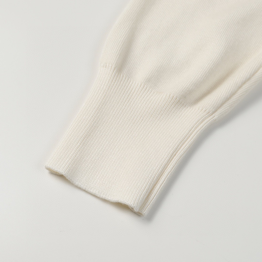 Moncler 蒙口 横格纹针织拼接立领羽绒服 夹克 保暖 外套 白色