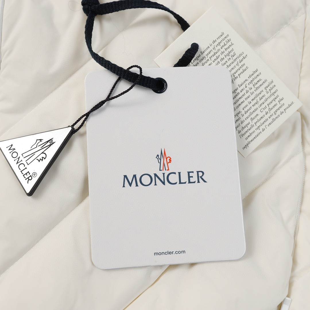 Moncler 蒙口 斜纹针织拼接立领羽绒服 夹克 保暖 外套 白色 9B00012M1131030