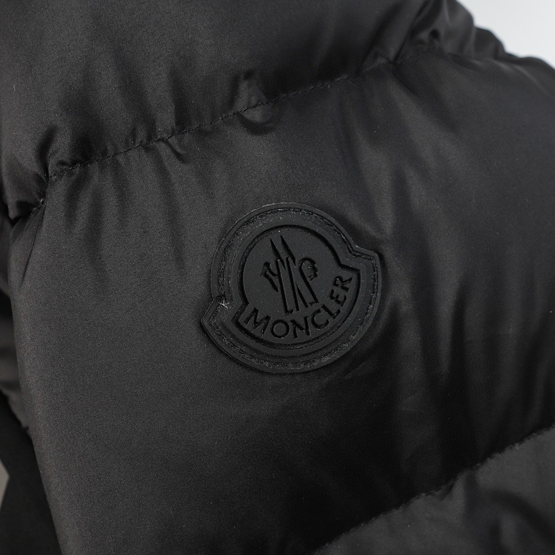 Moncler 蒙口 纯色字母Logo羽绒服 保暖 外套 黑色 I20911A00034596K7999