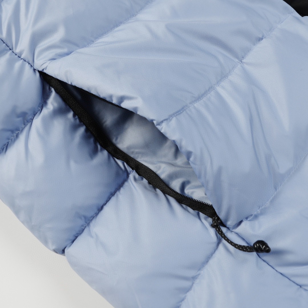 Moncler 蒙口 纯色字母Logo羽绒服 保暖 外套 蓝色 I20911A00034596K771G