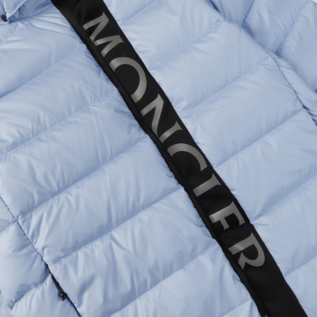 Moncler 蒙口 纯色字母Logo羽绒服 保暖 外套 蓝色 I20911A00034596K771G