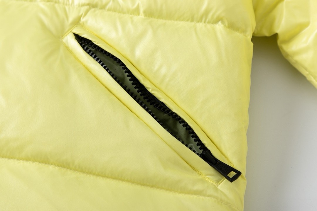 Moncler 蒙口 FRGMT 藤原浩 联名款 大口袋字母Logo羽绒服 保暖 外套 黄色 I209U1A00019M3078110