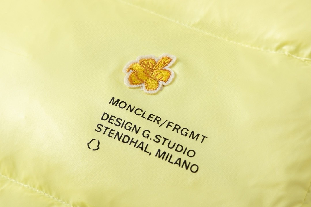 Moncler 蒙口 FRGMT 藤原浩 联名款 大口袋字母Logo羽绒服 保暖 外套 黄色 I209U1A00019M3078110