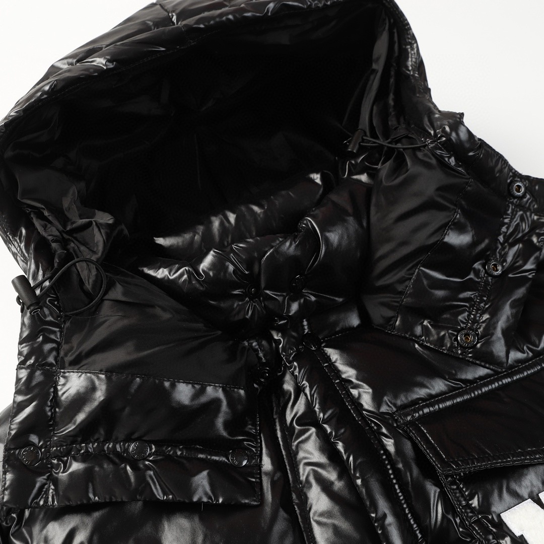 Moncler 蒙口 FRGMT 藤原浩 联名款 大口袋字母Logo羽绒服 保暖 外套 黑色 