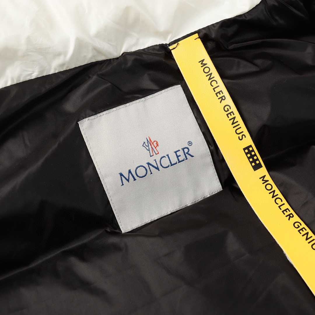 Moncler 蒙口 FRGMT 藤原浩 联名款 字母Logo连帽拉链羽绒服 马甲 保暖 外套 白色 I209U1A00009M3078032