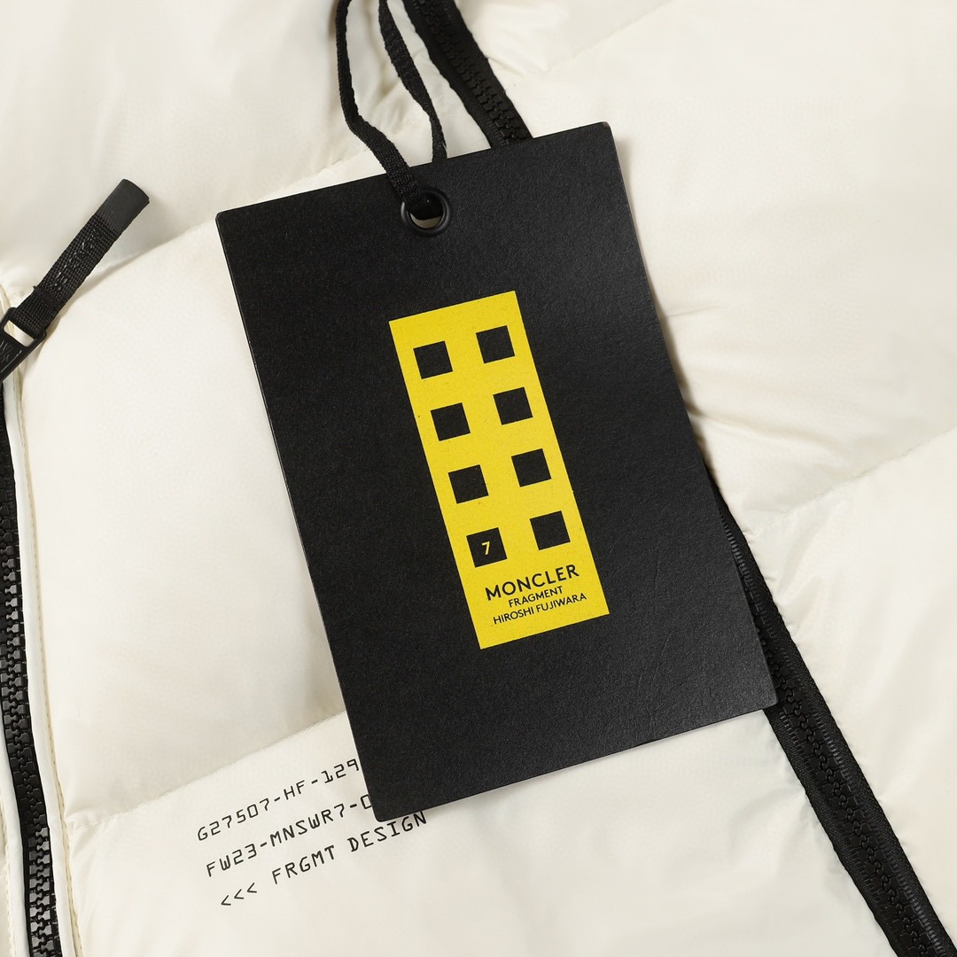 Moncler 蒙口 FRGMT 藤原浩 联名款 字母Logo连帽拉链羽绒服 马甲 保暖 外套 白色 I209U1A00009M3078032