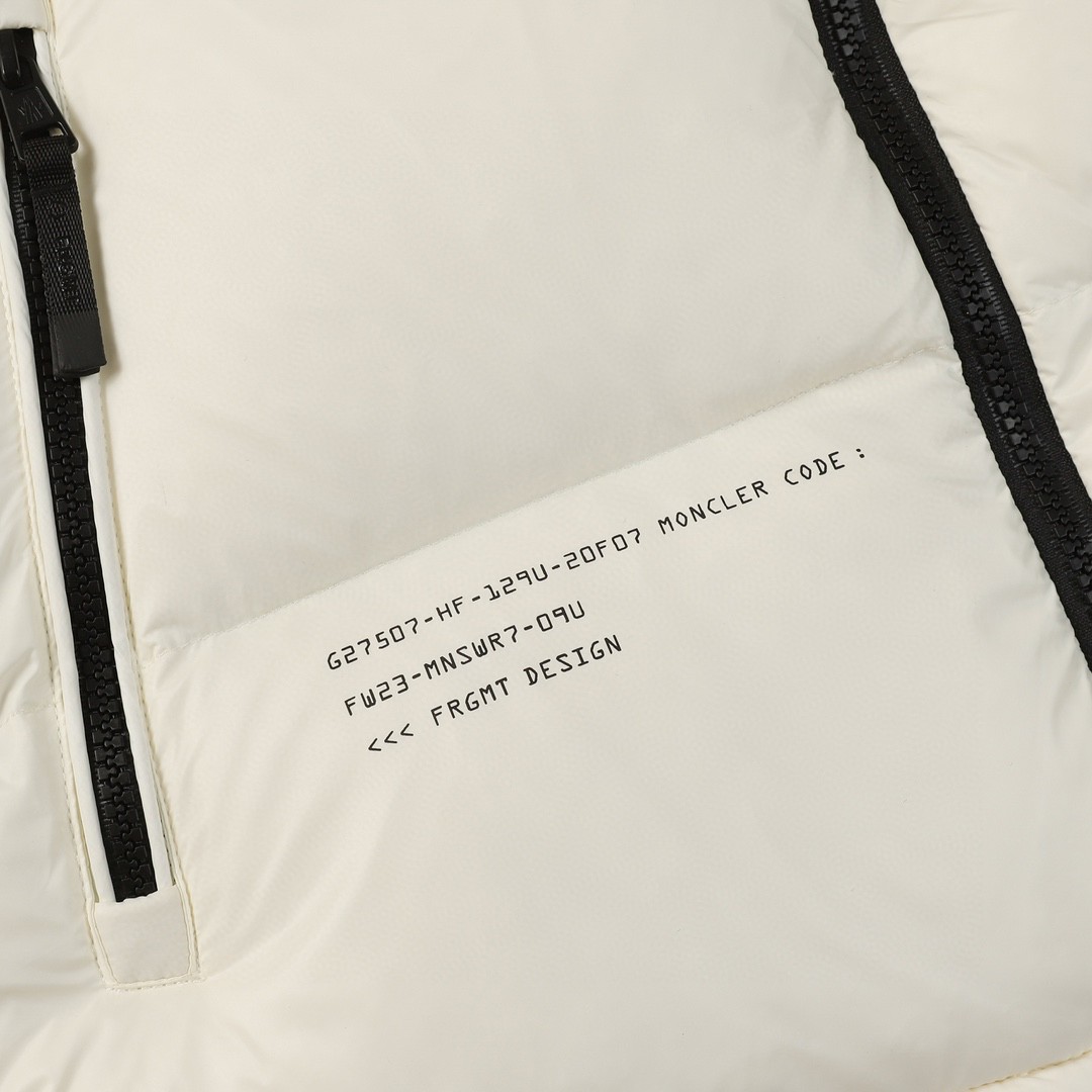Moncler 蒙口 FRGMT 藤原浩 联名款 字母Logo连帽拉链羽绒服 马甲 保暖 外套 白色 I209U1A00009M3078032