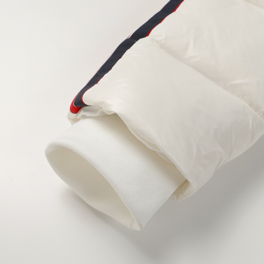 Moncler 蒙口 Dincer 侧边条纹饰带珩缝连帽羽绒服 保暖 外套 白色 1A0009068950032