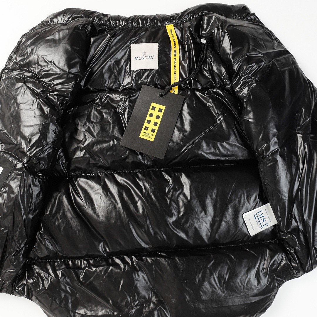 Moncler GENIUS 蒙口 藤原浩 FRGMT 联名款 圆点拼接立领单排扣羽绒服 马甲 保暖 外套 黑色 H209U1A00006M2313999