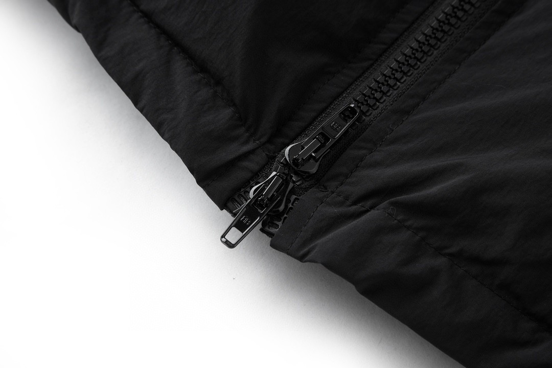 Balenciaga 巴黎世家 纯色暴雪走秀棉服 外套 保暖 长袖 冬季 黑色