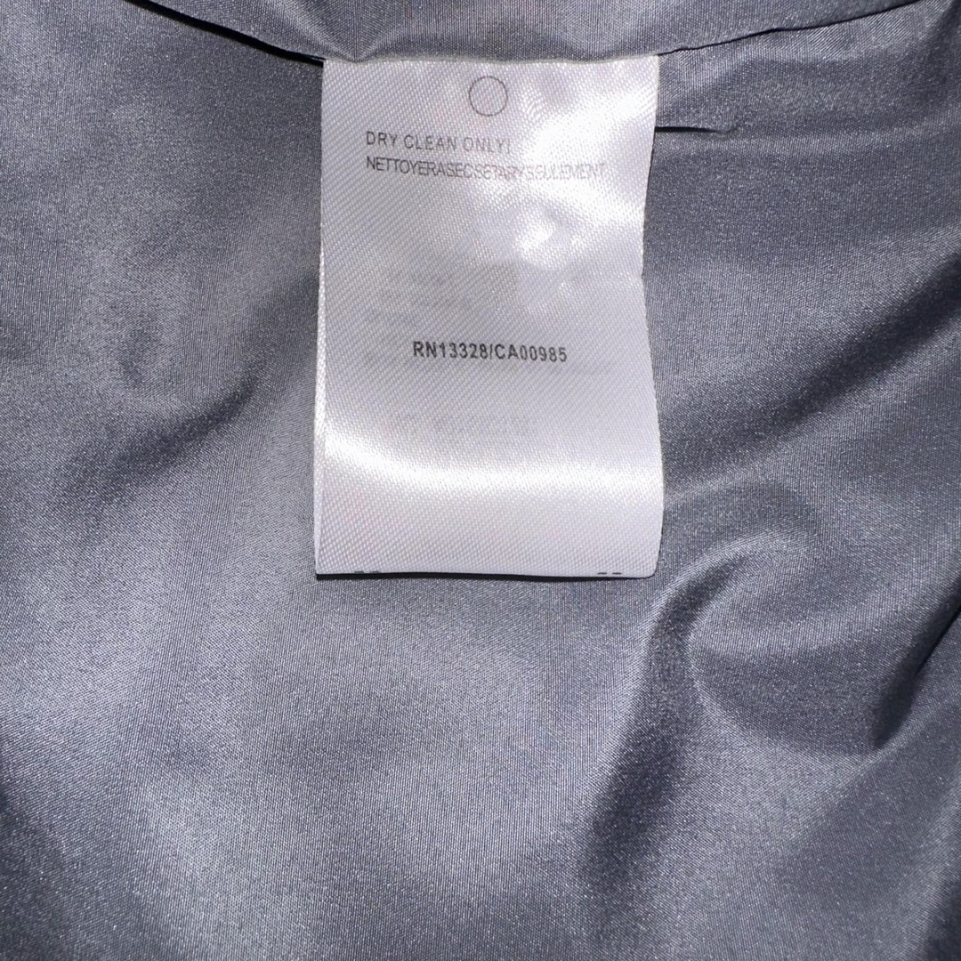 Thom Browne 经典四杠刺绣小钩图案长款羽绒服 长袖 保暖 灰色