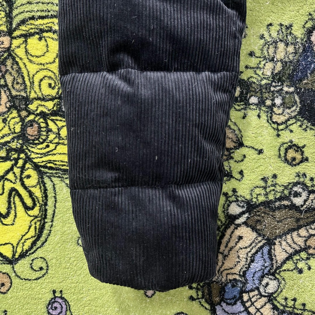 PRADA 普拉达 纯色灯芯绒连帽羽绒服 夹克 外套 保暖 冬款 孔雀绿 SGC072-1RL7-F0SVF-S-221