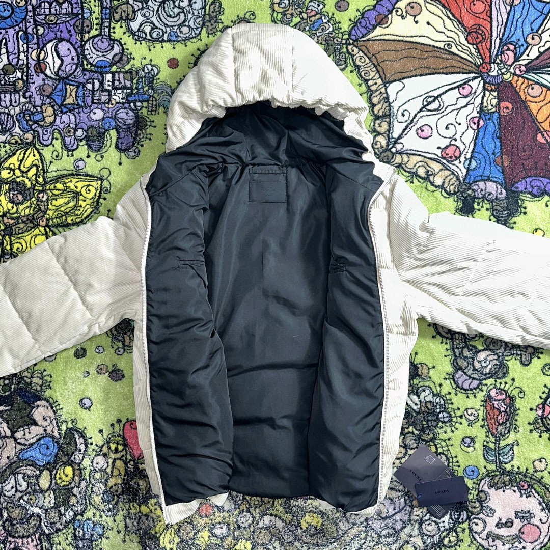 PRADA 普拉达 纯色灯芯绒连帽羽绒服 夹克 外套 保暖 冬款 米色 SGC072-1RL7-F0K74-S-232