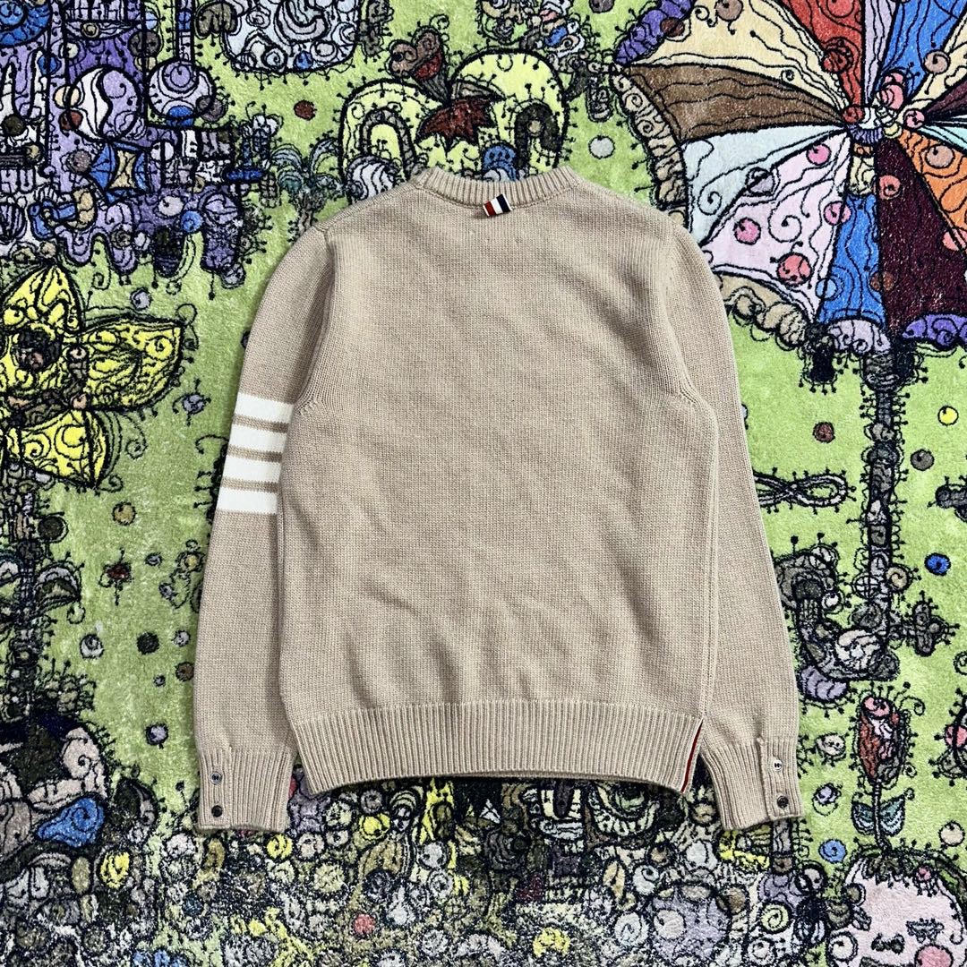 Thom Browne 经典四杠圆领针织衫 套头 毛衣 长袖 秋冬款 卡其色