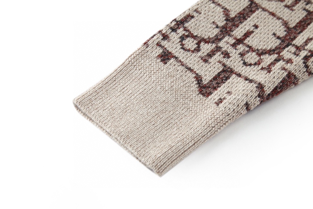 DIOR 迪奥 FW22 Logo图案满印V领针织衫 开衫 毛衣 长袖 棕色