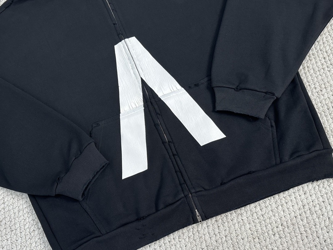 Balenciaga 巴黎世家 Apple Music 限量音乐合作系列字母印花连帽卫衣 长袖 秋冬 男女同款 黑色 744457TQVA61561