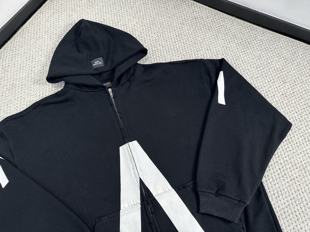 Balenciaga 巴黎世家 Apple Music 限量音乐合作系列字母印花连帽卫衣 长袖 秋冬 男女同款 黑色 744457TQVA61561