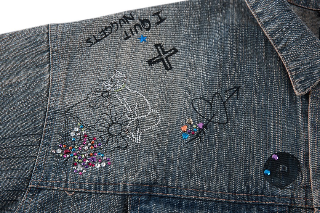 Balenciaga 巴黎世家 做旧水钻破洞涂鸦 牛仔外套 牛仔衣 夹克 秋冬 蓝色 721708TOW664036