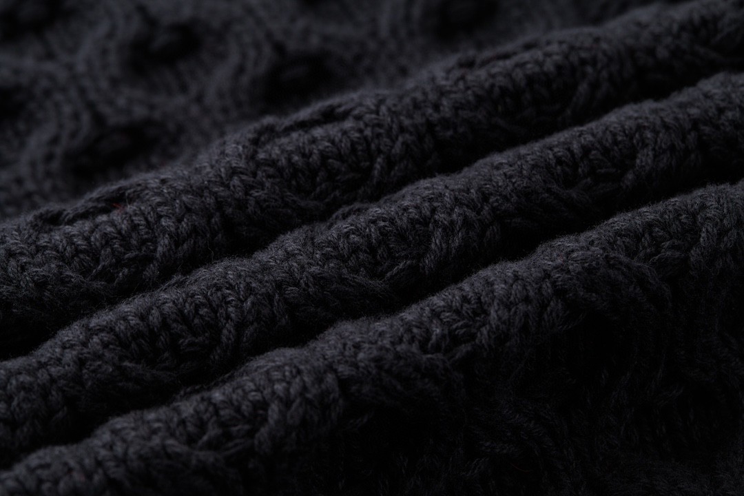 Givenchy 纪梵希 浮雕4G粗针毛衣 圆领 套头 长袖 秋冬款 黑色