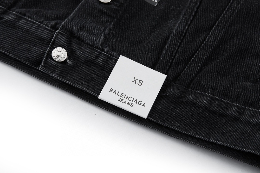 Balenciaga 巴黎世家 尺码标识牛仔外套 夹克 长袖 秋冬 黑色 蓝色 767947TNW111672