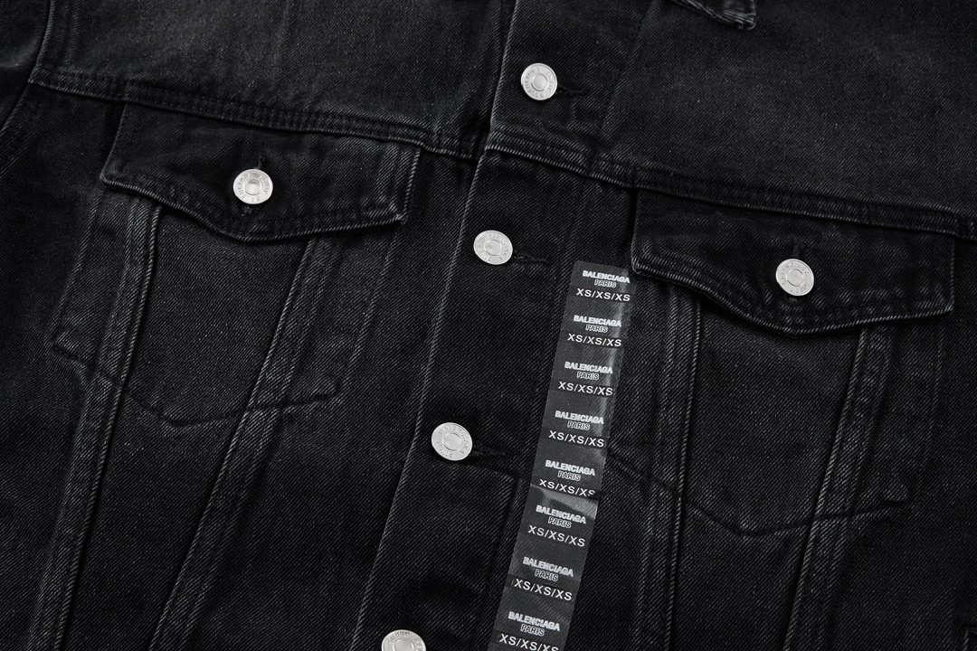 Balenciaga 巴黎世家 SS24 Logo字母标识 牛仔外套 牛仔衣 夹克 秋冬 黑色 767947TNW111672
