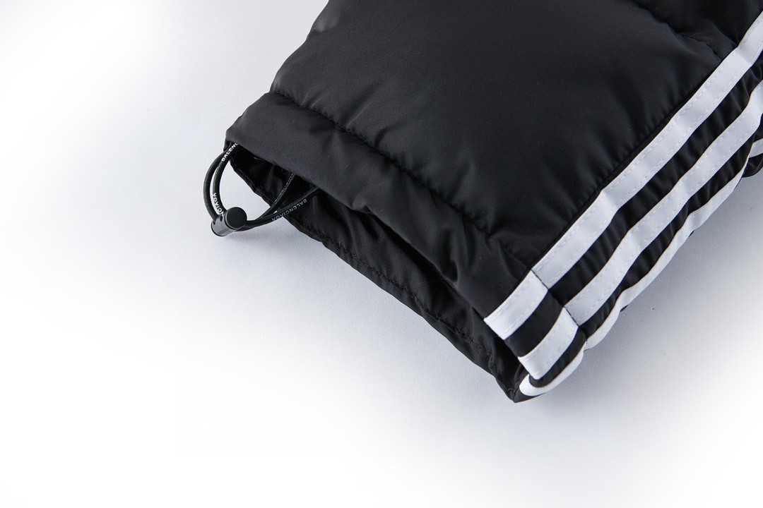 Balenciaga 巴黎世家 adidas originals 联名款 条纹字母logo棉服  面包服 外套 长袖 秋冬 黑色 714897TNO191000