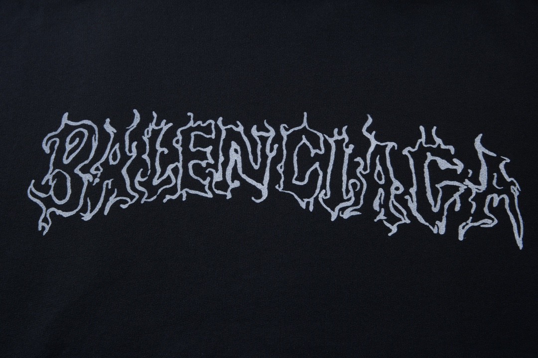 Balenciaga 巴黎世家 火焰字母印花连帽卫衣 长袖 秋冬 男女同款 黑色 