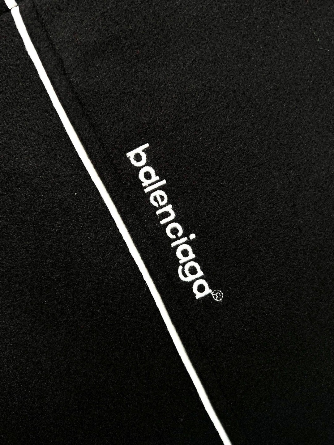 Balenciaga 巴黎世家 刺绣字母Logo拉链羊绒夹克 外套 卫衣 长袖 秋冬 黑色 