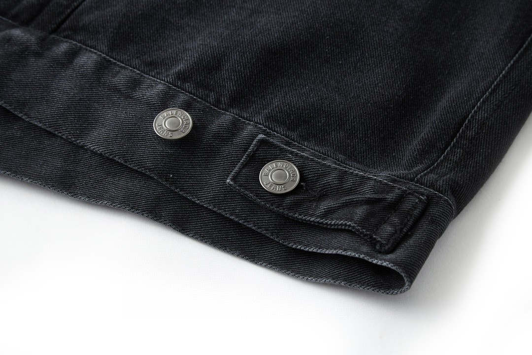 Balenciaga 巴黎世家 手臂字母刺绣logo 牛仔外套 牛仔衣 夹克 秋冬 黑色