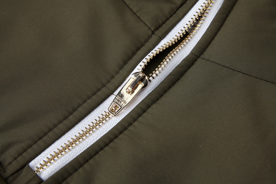 CELINE 赛琳 拼接logo字母 羊羔毛卫衣 夹克 外套 长袖 米白绿