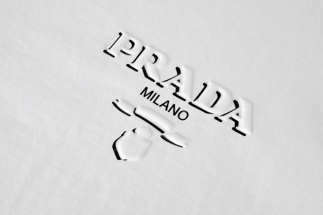 PRADA 普拉达 立体压膜字母logo圆领 短袖 T恤 男女同款 白色