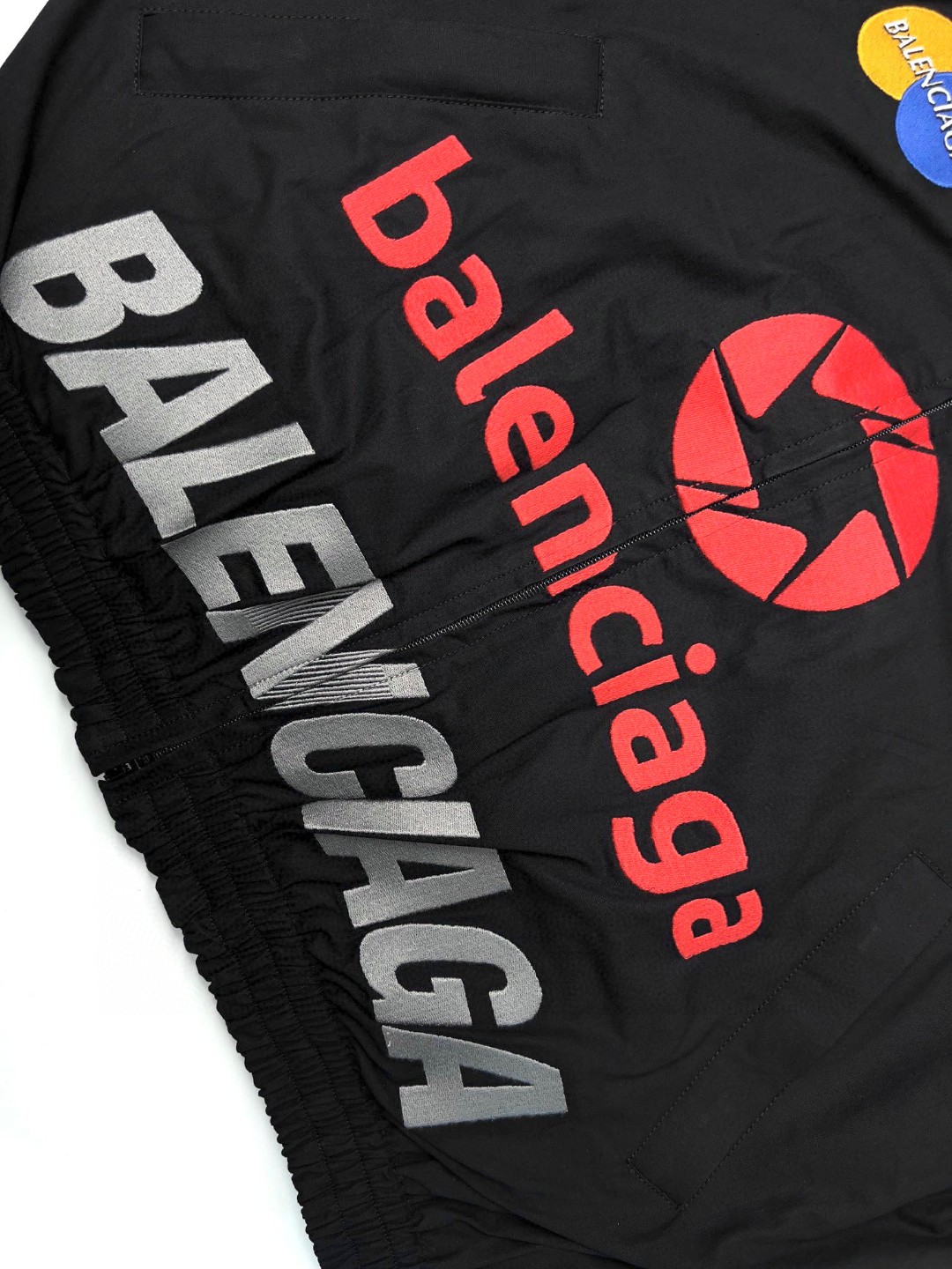 Balenciaga 巴黎世家 刺绣Logo字母 长袖 夹克 冲锋衣 外套 秋冬 黑色 