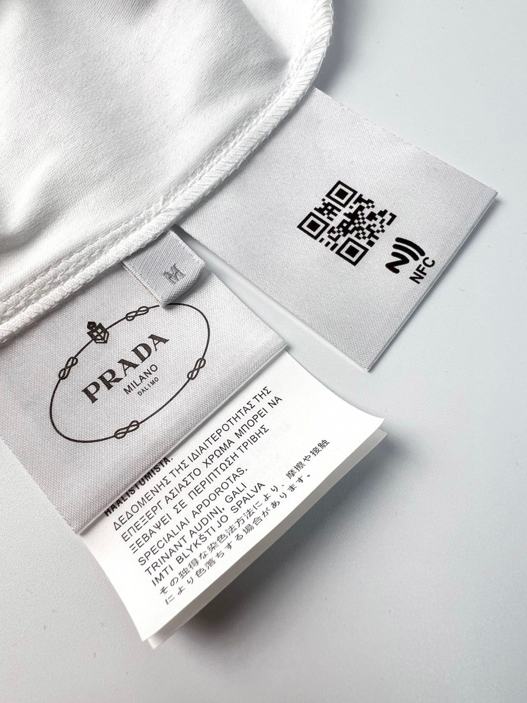 PRADA 普拉达 纯色三角徽标圆领 短袖 T恤 男女同款 白色