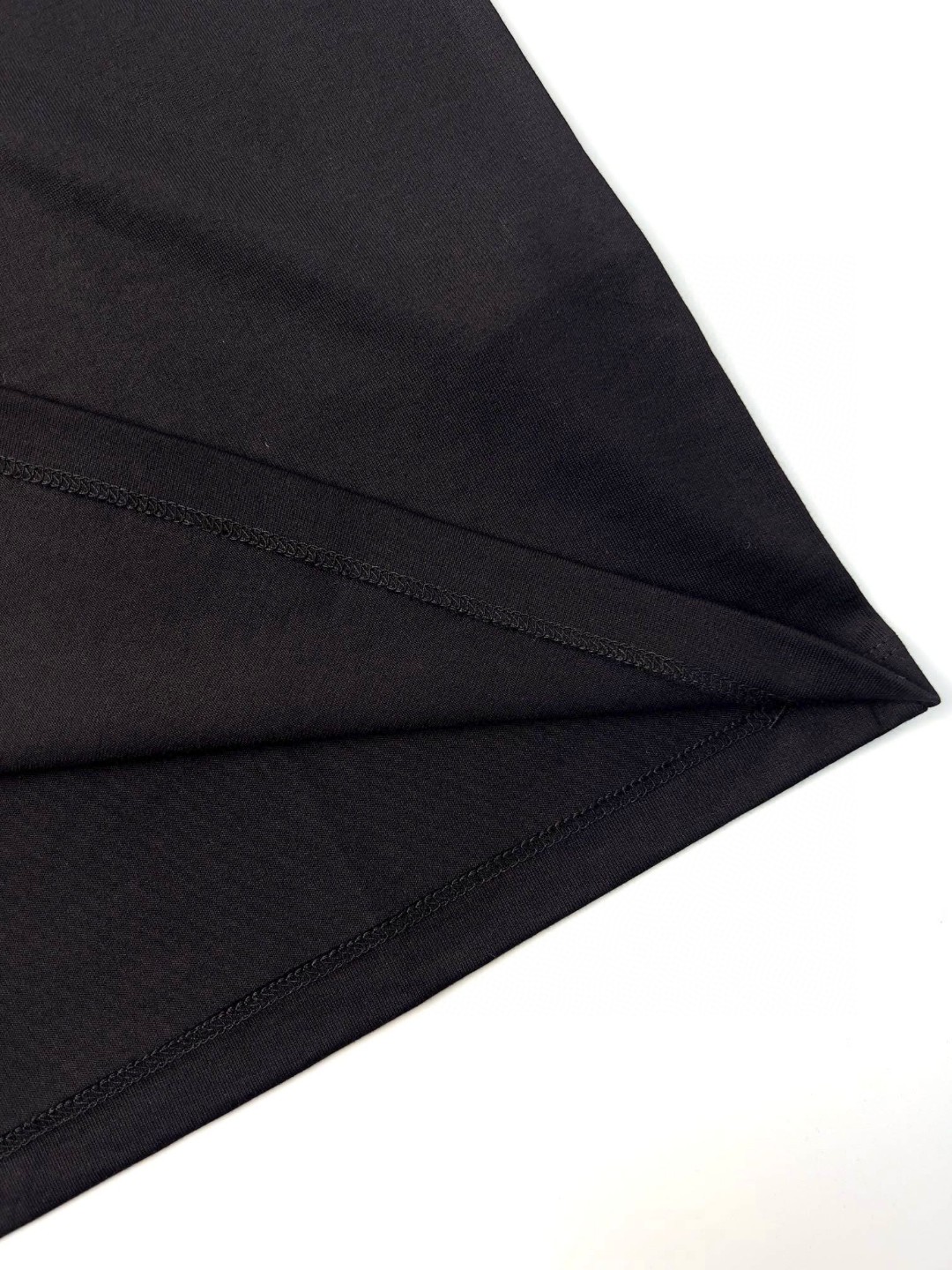 CELINE 赛琳 纯色刺绣徽标 T恤 圆领 短袖 夏款 男女同款 黑色 2X04I671Q-38AW