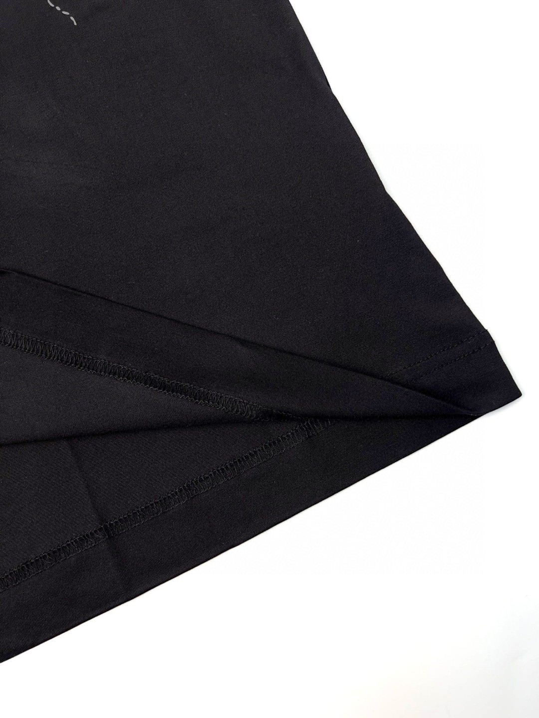 Givenchy 纪梵希 闪电字母印花 T恤 短袖 套头 夏款 黑色