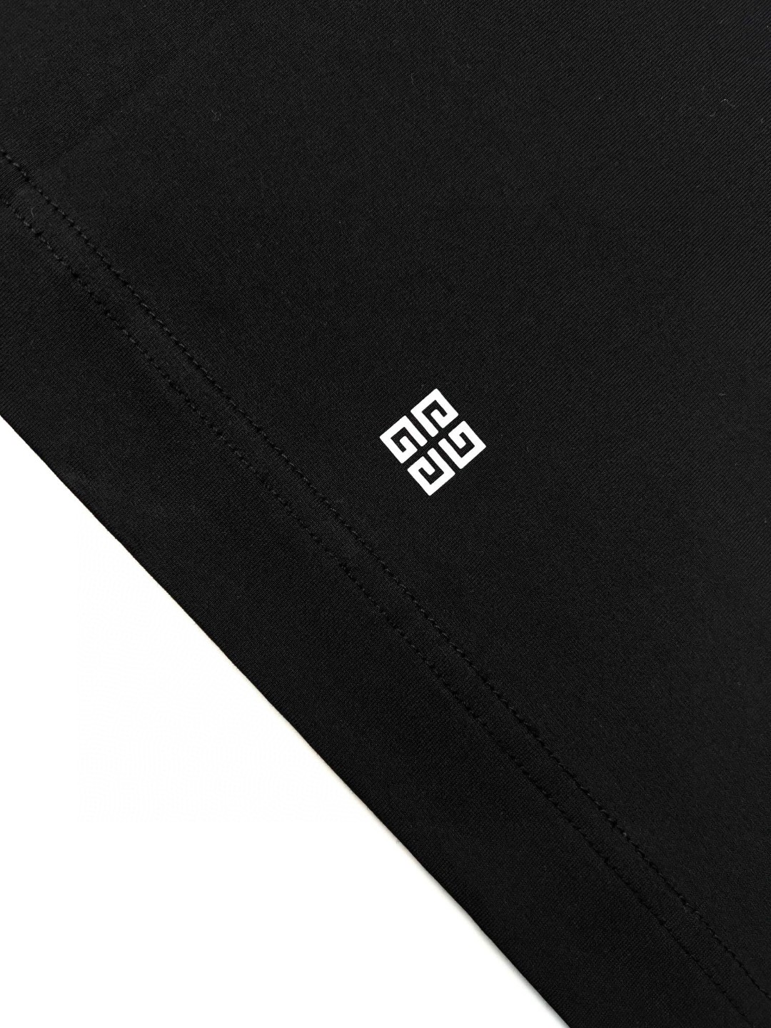 Givenchy 纪梵希 闪电字母印花 T恤 短袖 套头 夏款 黑色