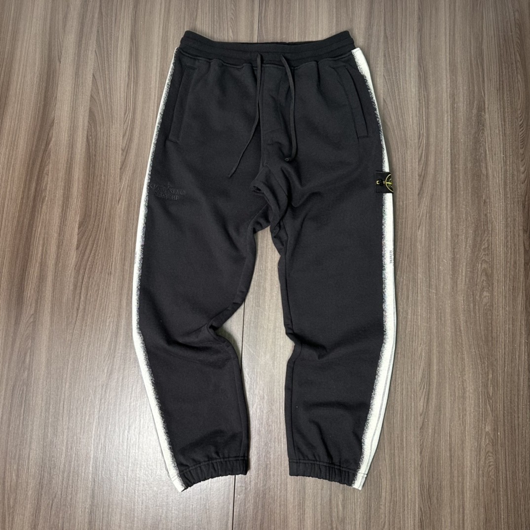 Supreme STONE ISLAND 石头岛联名款 侧边条纹贴标束脚运动裤 休闲裤 长裤 黑色 SUP-SS22-721