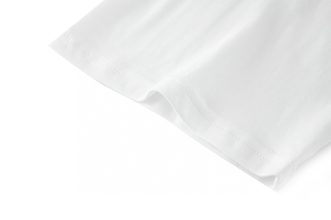 PRADA 普拉达 纯色胸口口袋徽标圆领 短袖 T恤 男女同款 白色