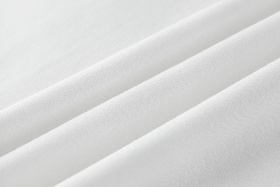 PRADA 普拉达 纯色胸口口袋徽标圆领 短袖 T恤 男女同款 白色