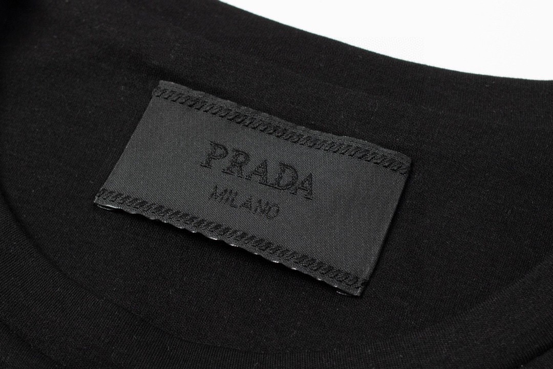 PRADA 普拉达 字母logo徽标圆领 短袖 T恤 男女同款 黑色 UJN83-7240-F0002-S-231