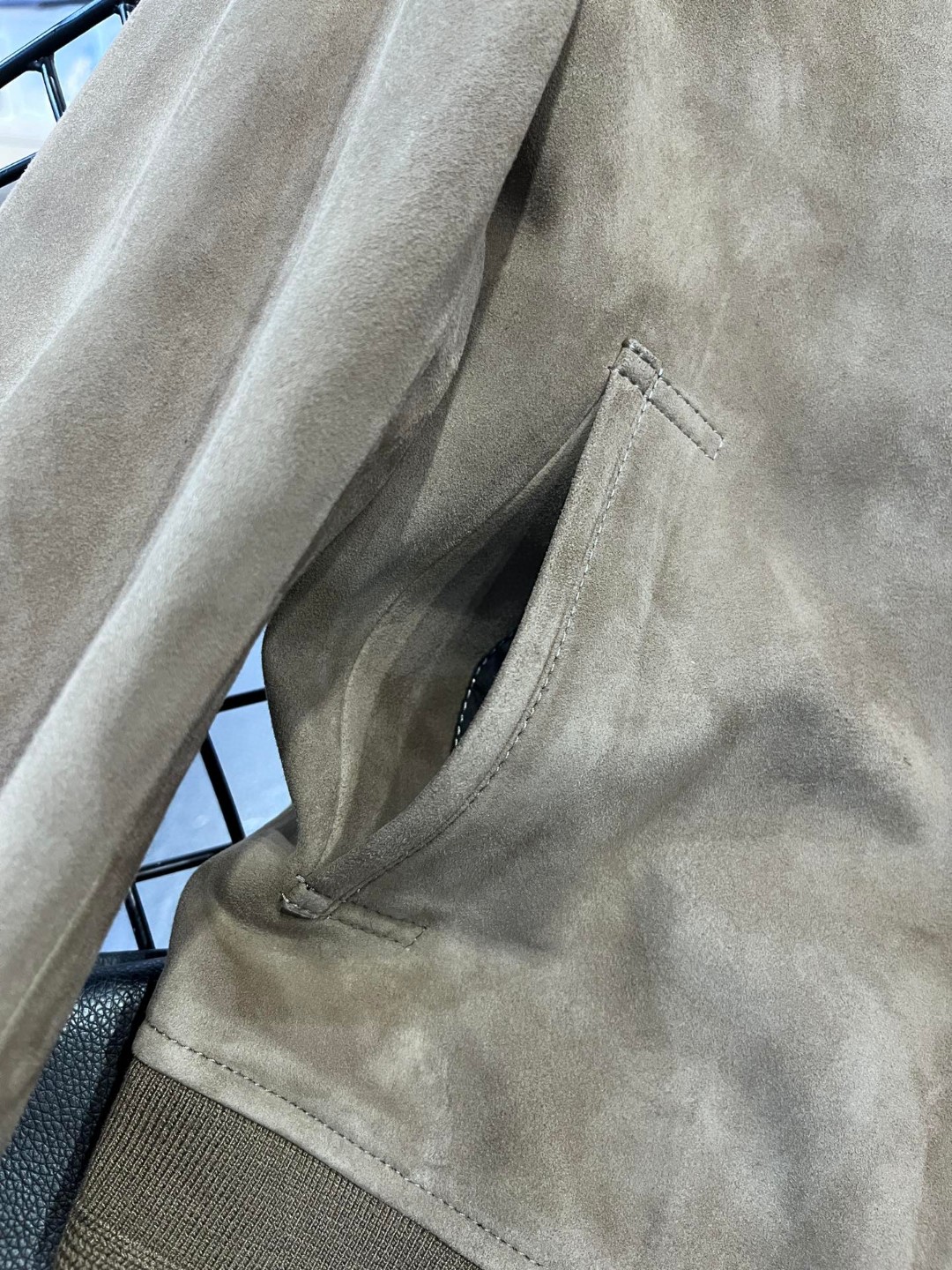 高定系列 Dior 迪奥 拼色皮面夹克 棒球服 外套 长袖 保暖 卡其色