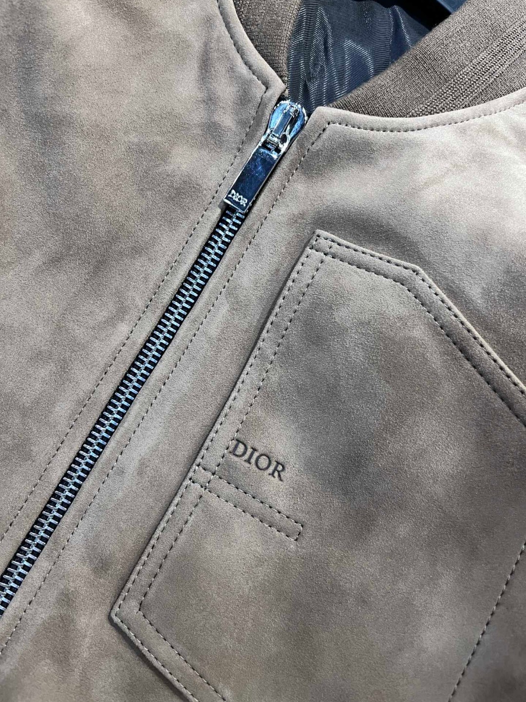 高定系列 Dior 迪奥 拼色皮面夹克 棒球服 外套 长袖 保暖 卡其色