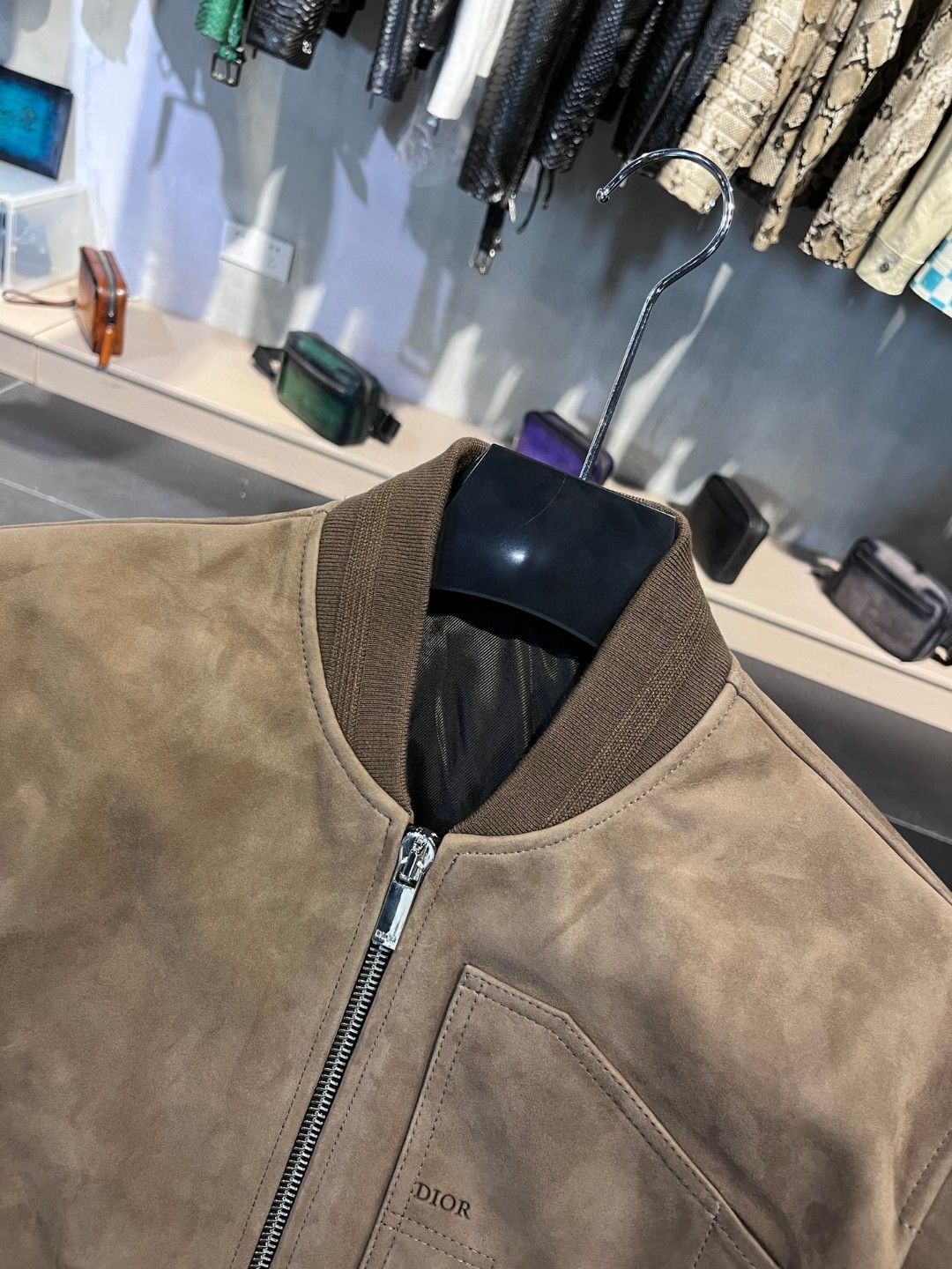 高定系列 Dior 迪奥 拼色皮面夹克 棒球服 外套 长袖 保暖 卡其色