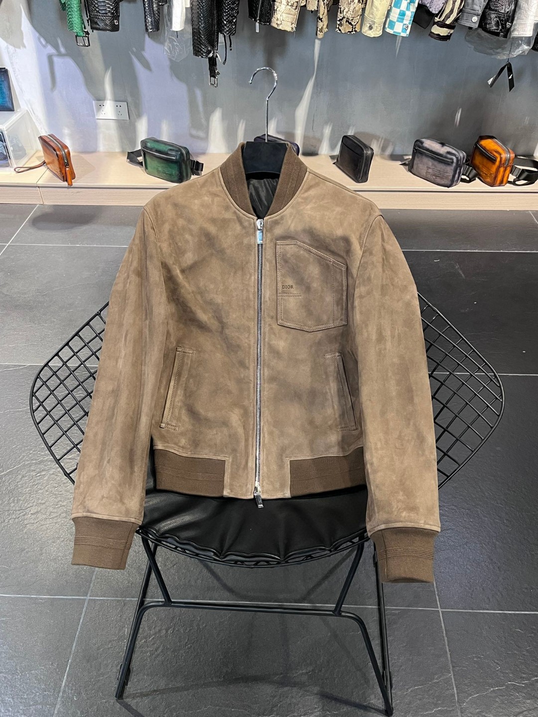 高定系列 Dior 迪奥 拼色皮面夹克 棒球服 外套 长袖 保暖 卡其色